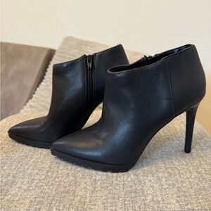 BNWOT | Black 4’ Thin Heeled Ankle Boots